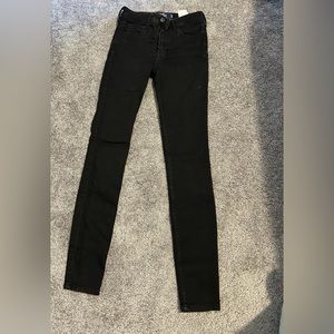 Hollister, size 0 long, black high-rise super skinny jeans